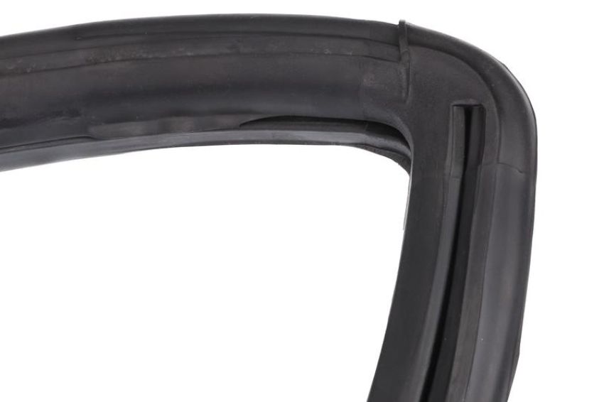 URO Parts 1086700239 Windshield Seal