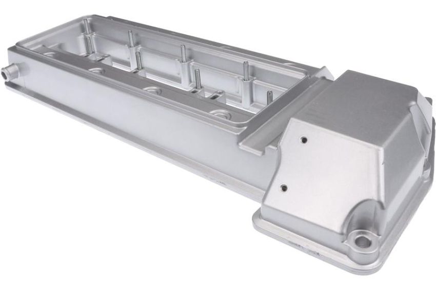 URO Parts 11121703175 Valve Cover