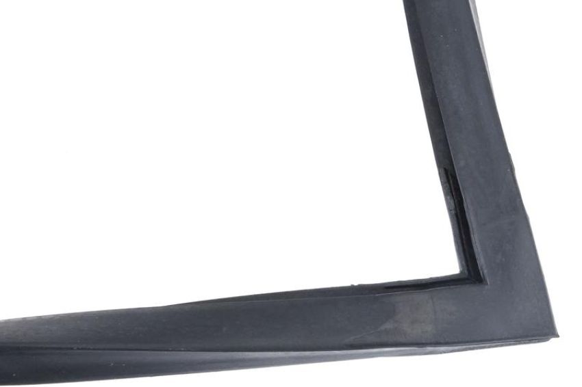 URO Parts 1136700139 Hard Top Side Window Seal