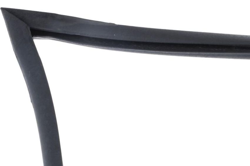 URO Parts 1136700139 Hard Top Side Window Seal