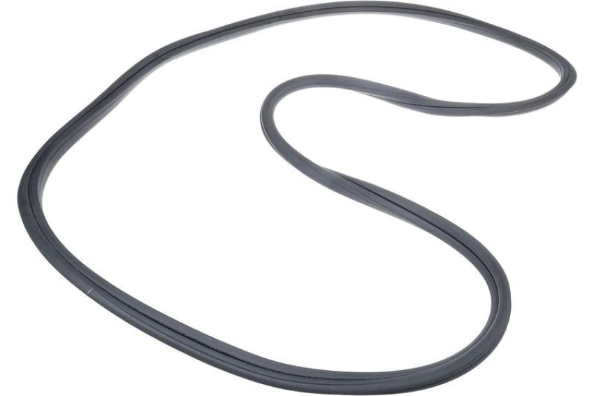 URO Parts 1136710220 Windshield Seal