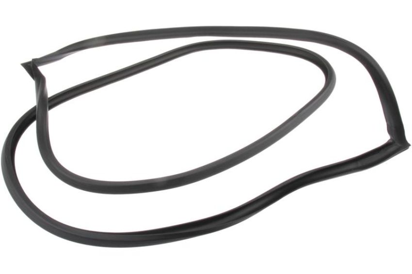 URO Parts 1137500077 Trunk Seal