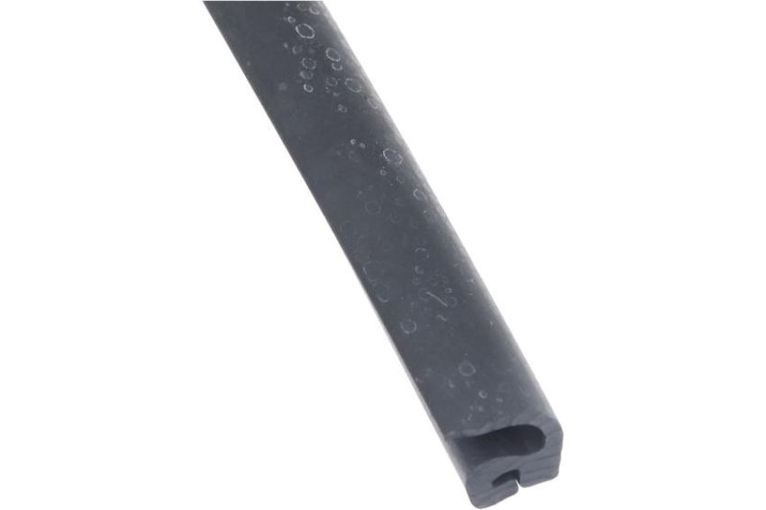 URO Parts 1137790022 Soft Top Seal