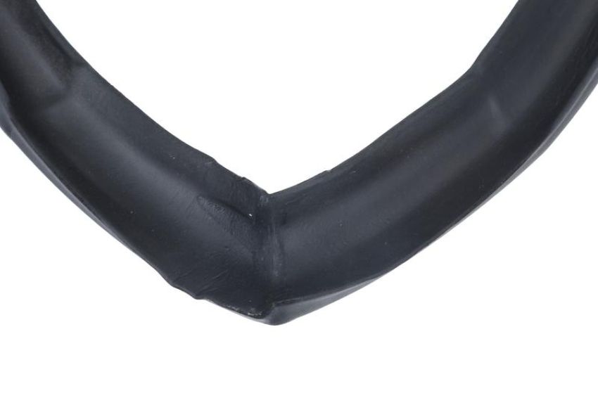 URO Parts 1147580098 Trunk Seal