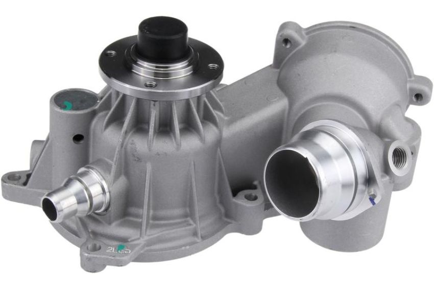 URO Parts 11517586781 Water Pump