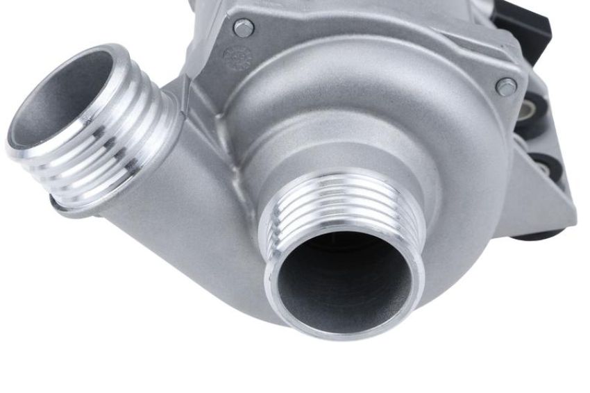 URO Parts 11517586925 Water Pump