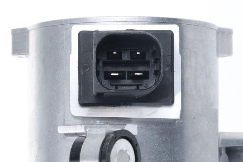URO Parts 11518635090 Water Pump
