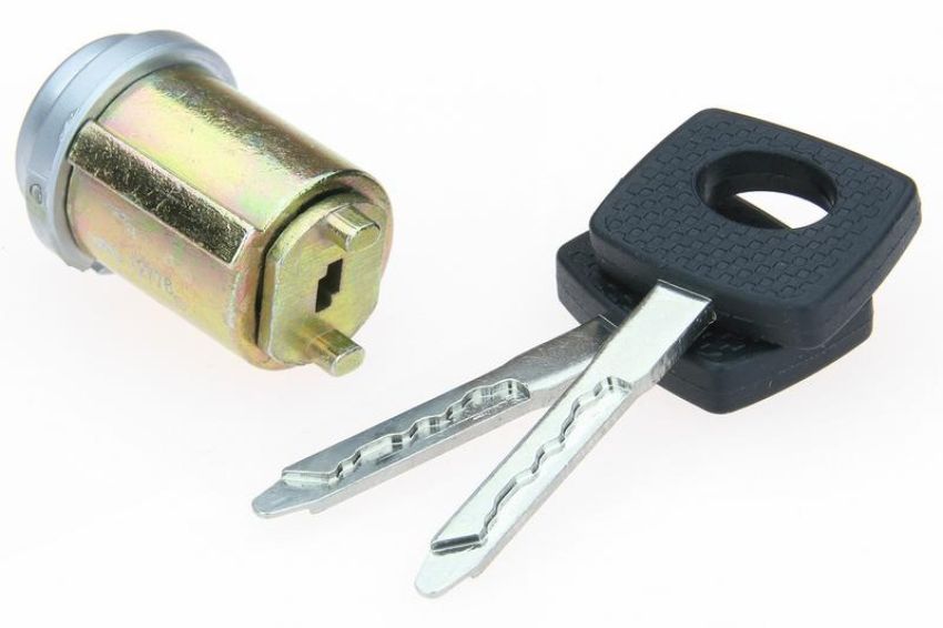 URO Parts 1164620279 Ignition Lock Cylinder