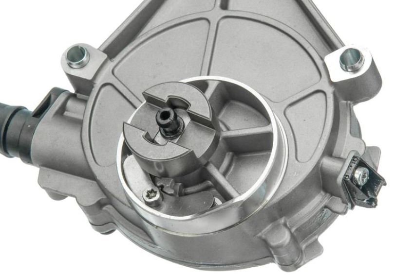 URO Parts 11667640279 Vacuum Pump