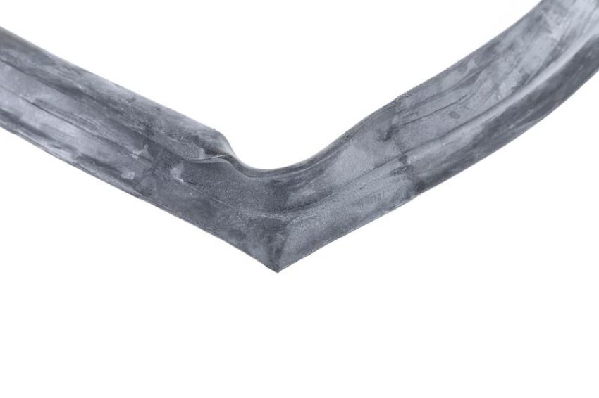 URO Parts 1167300178 Door Seal