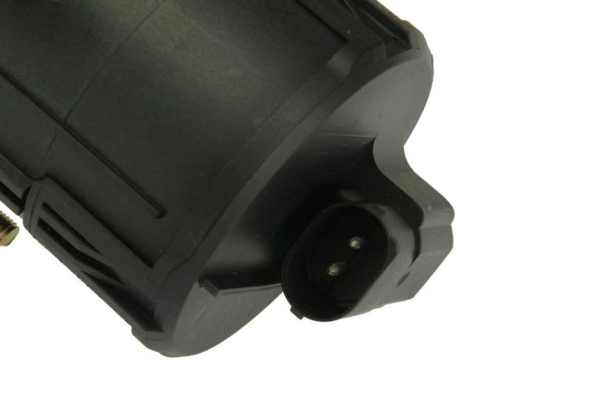 URO Parts 11727553056 Air Pump
