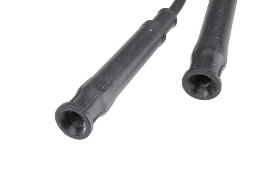 URO Parts 12121720529 Spark Plug Wire Set