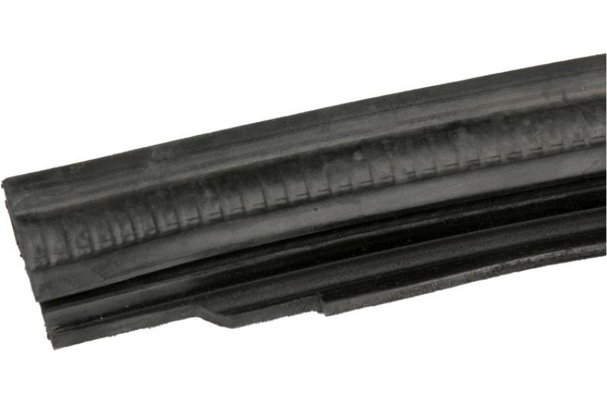 URO Parts 1237200154 Window Channel Seal