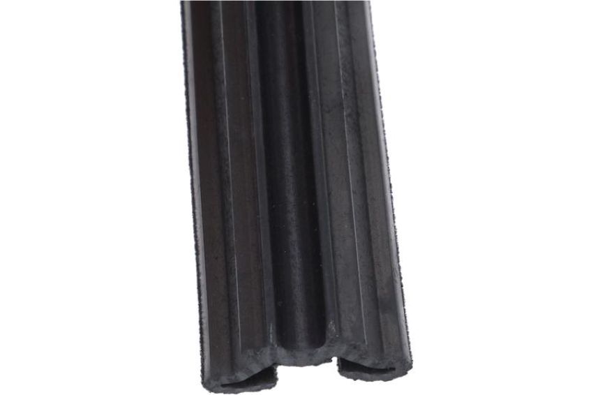 URO Parts 1237250425 Window Run