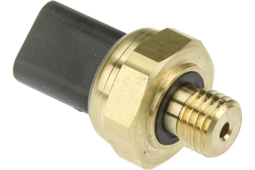 URO Parts 12617592532 Oil Pressure Sensor