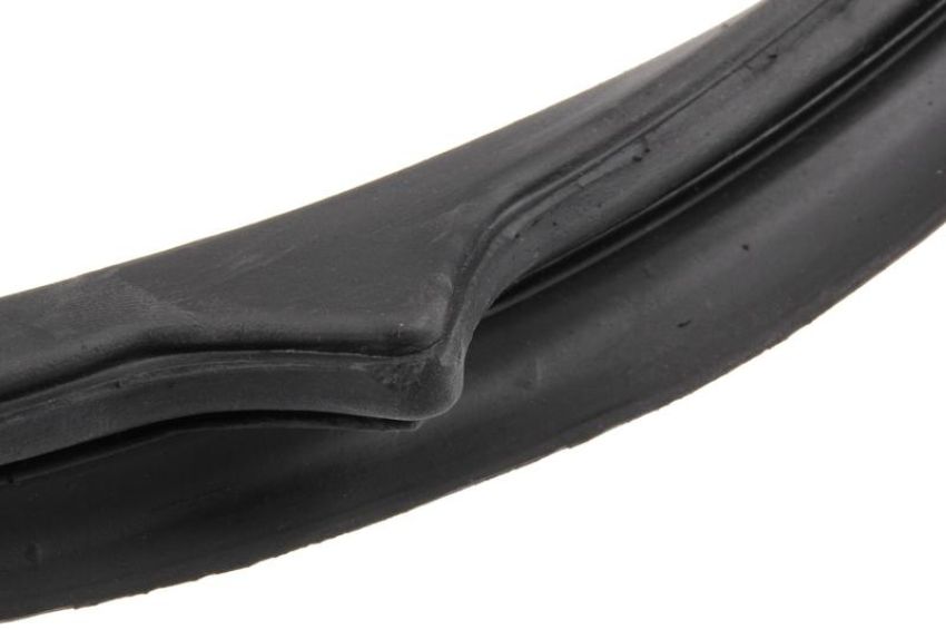 URO Parts 1267200178 Door Seal