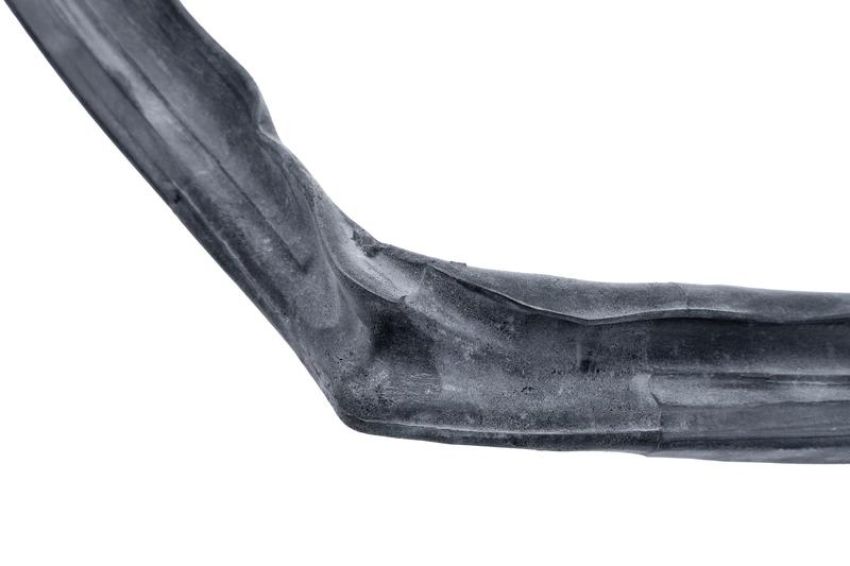 URO Parts 1267300478 Door Seal