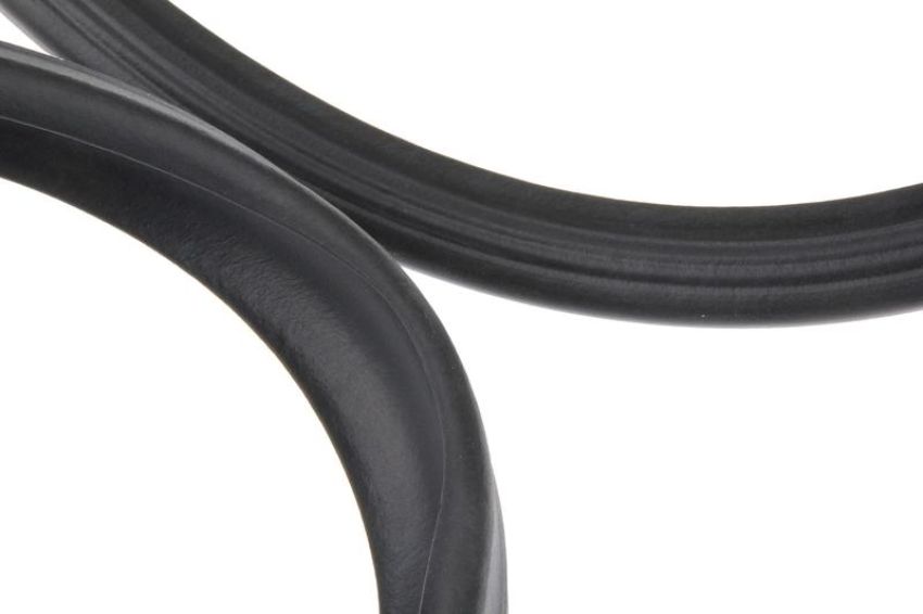 URO Parts 1267500098 Trunk Seal