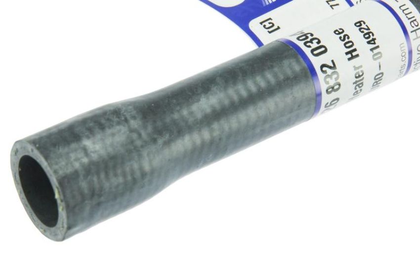 URO Parts 1268320394 Heater Hose