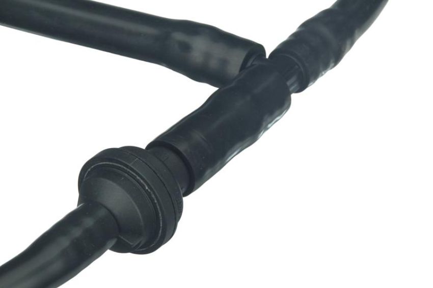 URO Parts 1270480 Evaporative Emissions System Hose Assembly