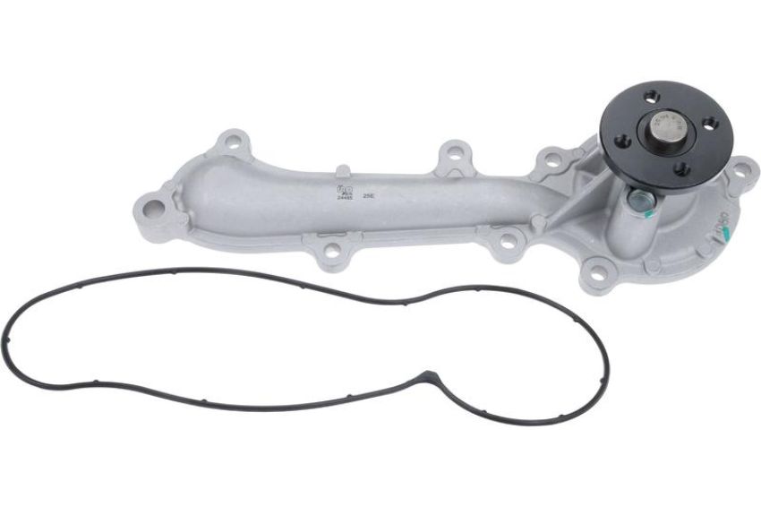 URO Parts 1322000201 Water Pump