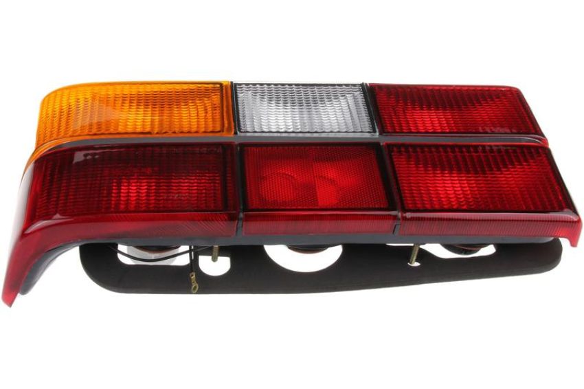 URO Parts 1372226 Tail Light Assembly