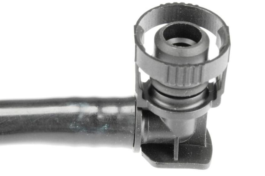 URO Parts 13907636133 Fuel Tank Vent Hose