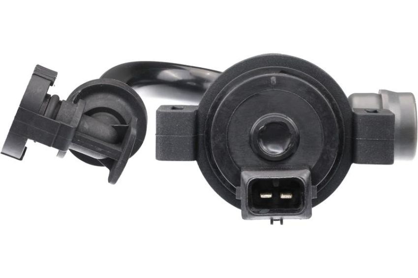 URO Parts 13907636141 Fuel Tank Breather Valve
