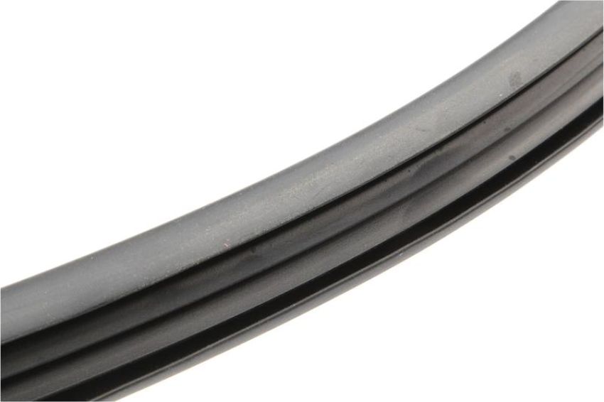 URO Parts 155845521 Rear Window Seal