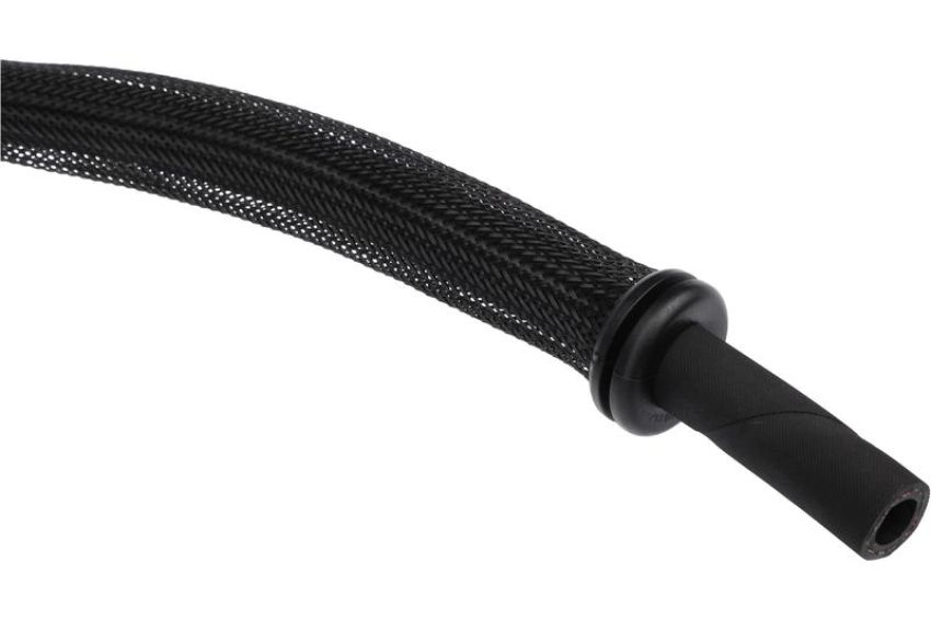 URO Parts 1634605224 Power Steering Return Hose