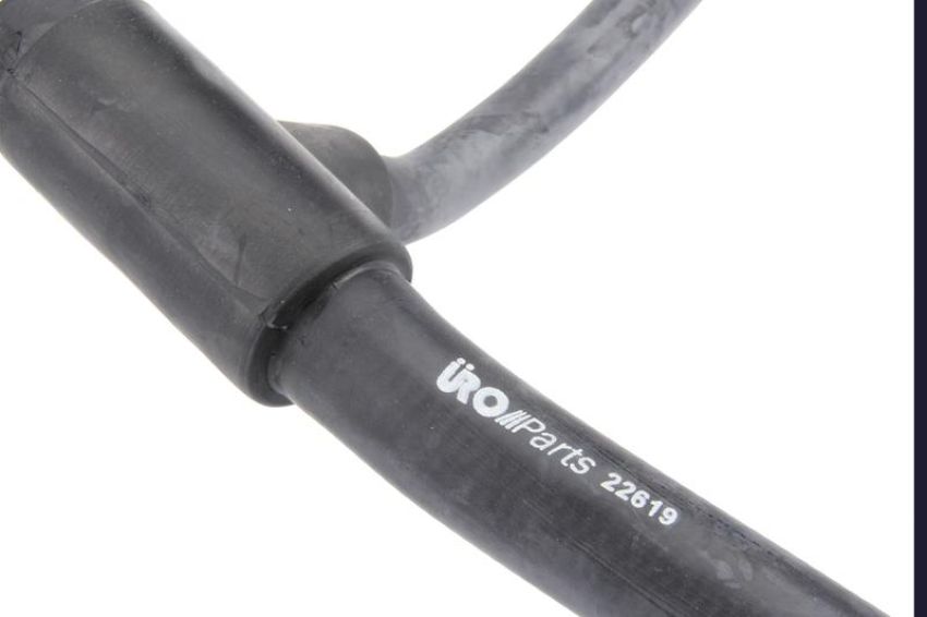 URO Parts 1635011082 Cooling Hose