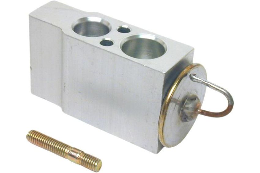 URO Parts 1638300084 Expansion Valve