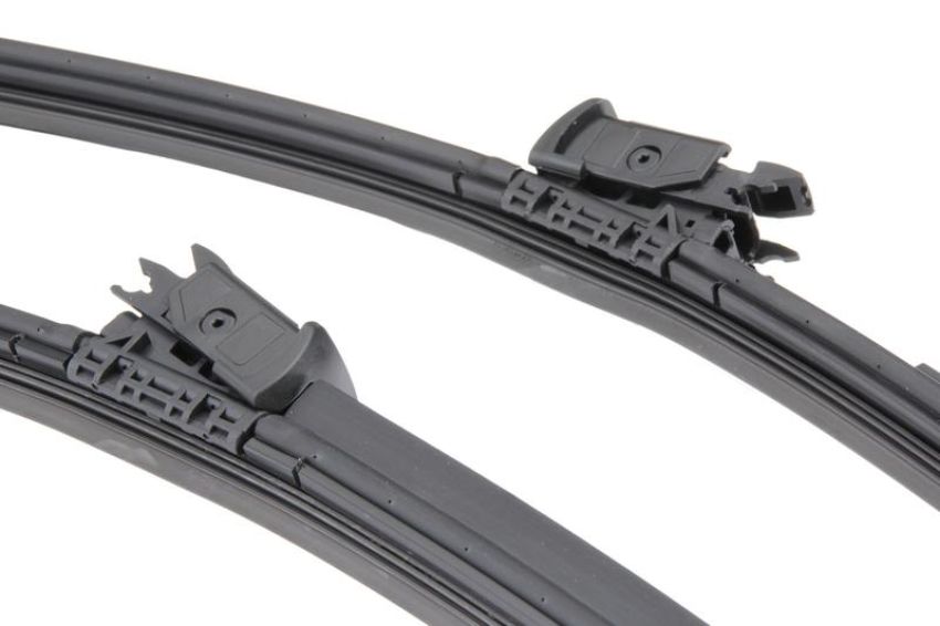 URO Parts 1678209401 Wiper Blade Set