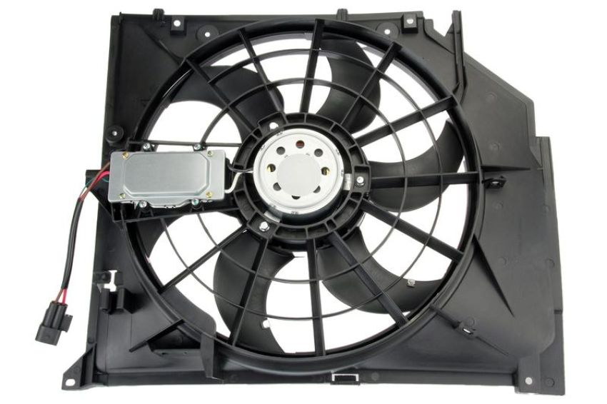 URO Parts 17117561757 Auxiliary Cooling Fan Assembly