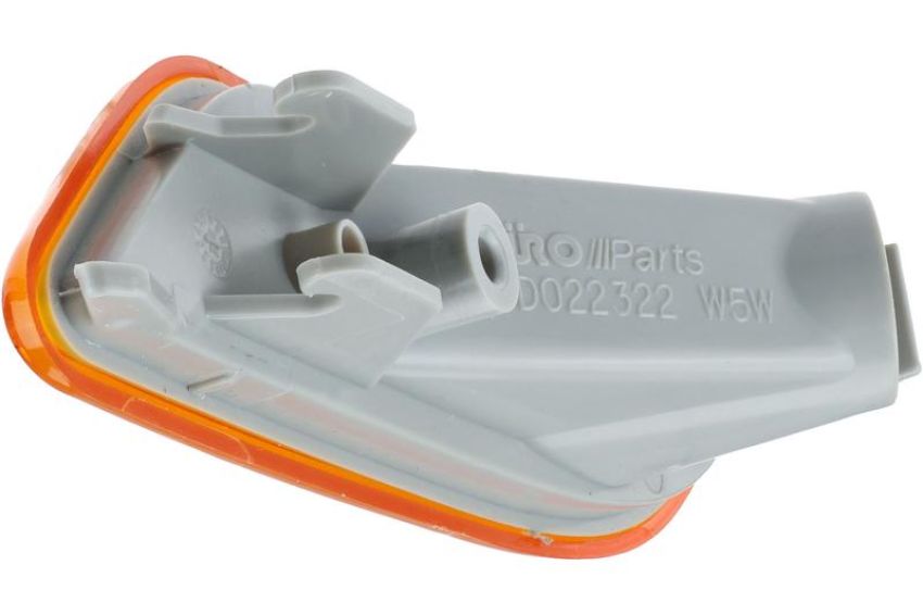 URO Parts 1718200221 Turn Signal Light