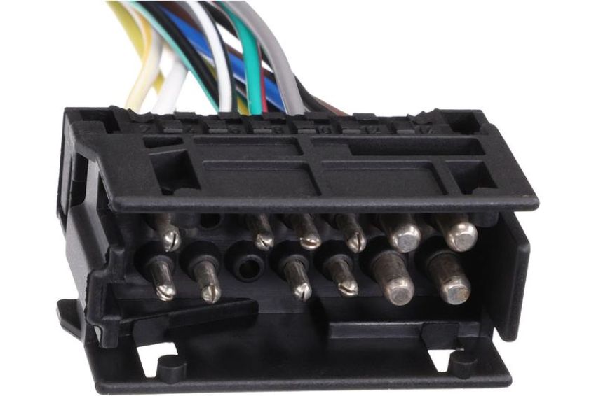 URO Parts 2025402144 Turn Signal Switch