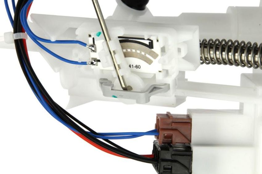 URO Parts 2034703041 Fuel Tank Sending Unit