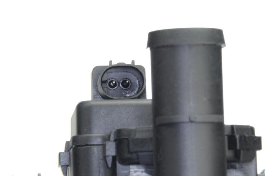 URO Parts 2118320584 Heater Control Valve