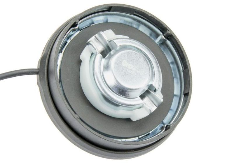 URO Parts 2154700105 Fuel Tank Cap