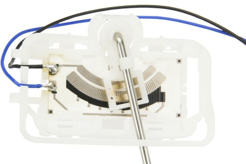 URO Parts 2215401517 Fuel Tank Sending Unit