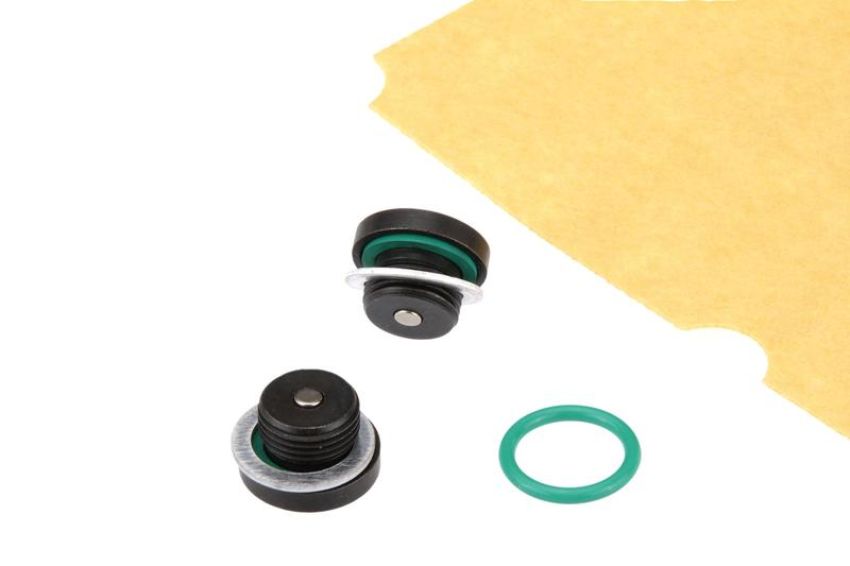 URO Parts 24152333907K Oil Pan Service Kit