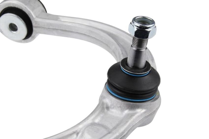URO Parts 2513300807 Control Arm