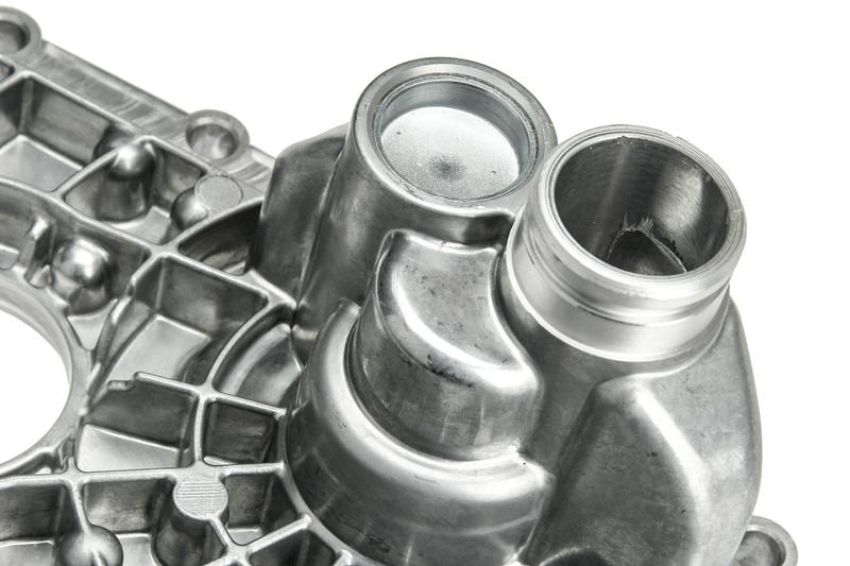URO Parts 2710161406 Timing Cover