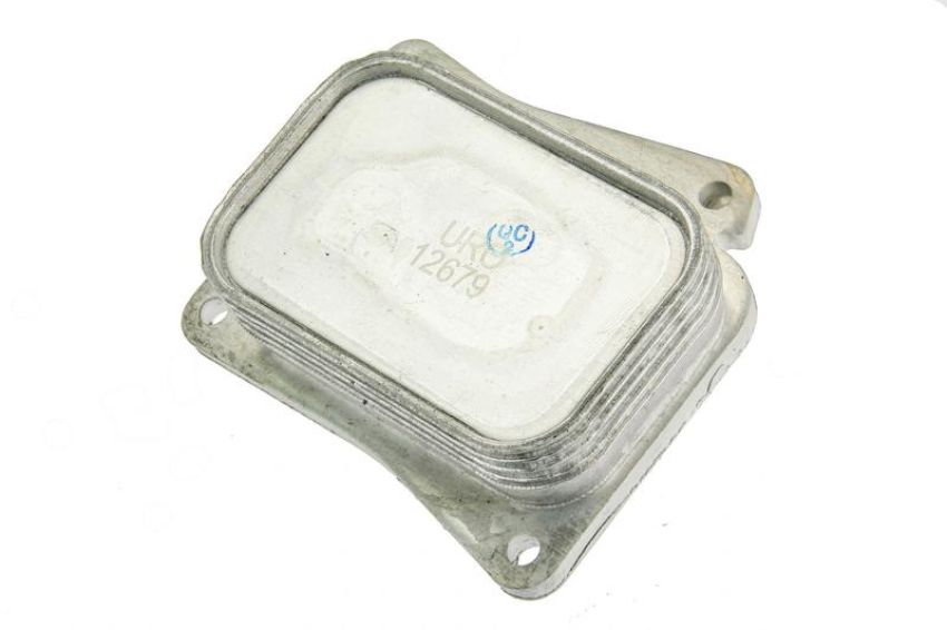 URO Parts 2711880401 Engine Oil Cooler