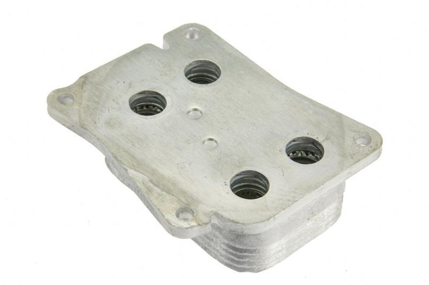URO Parts 2711880401 Engine Oil Cooler