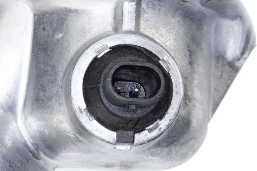 URO Parts 2722000415 Thermostat Assembly