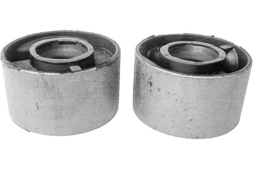 URO Parts 31129059288 Control Arm Bushing Kit
