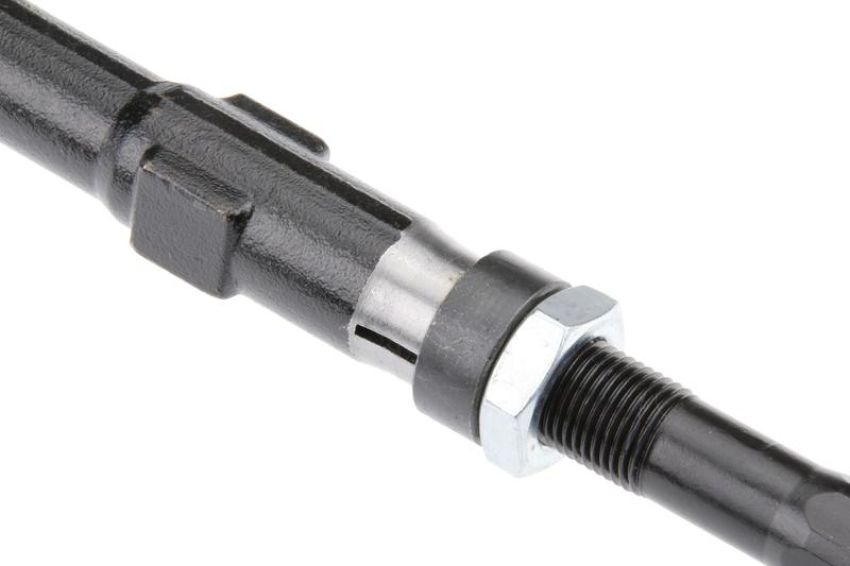 URO Parts 32106777479 Tie Rod Assembly