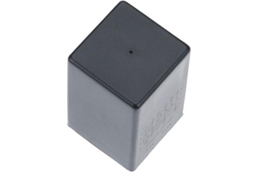 URO Parts 3A0927181 Multi Purpose Relay