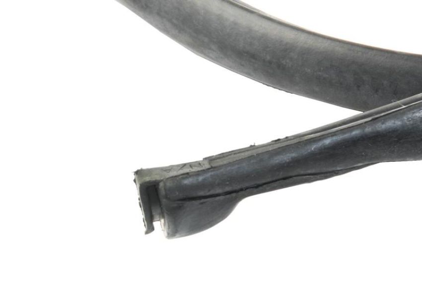 URO Parts 4697827 Convertible Top Seal